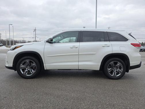 2018 Toyota Highlander Limited Platinum