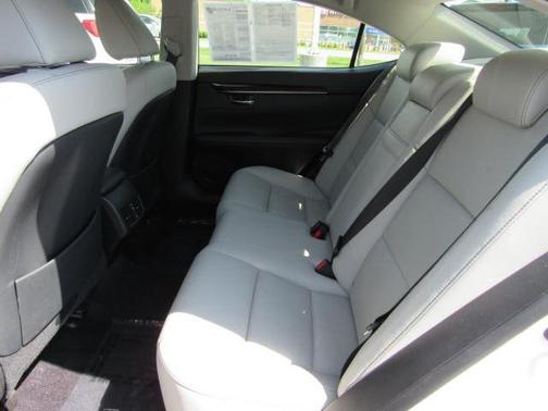 2014 Lexus ES 350 Base