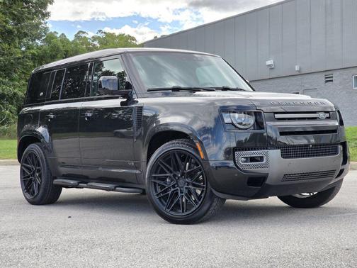 Santorini Black Metallic 2022 Land Rover Defender 110 V8