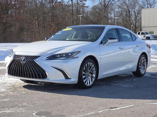 2022 Lexus ES 350 Ultra Luxury