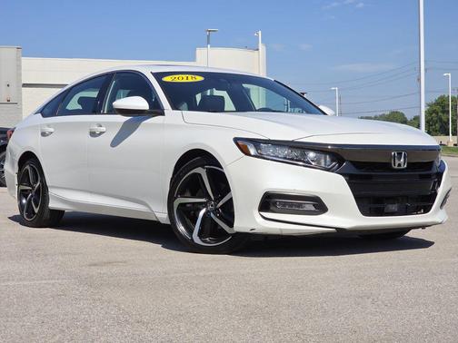 Platinum White Pearl 2018 Honda Accord Sport 2.0T