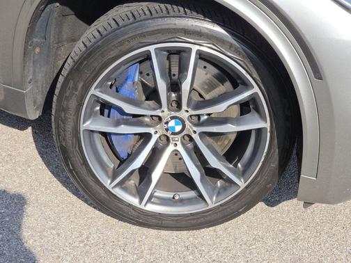 Donington Gray Metallic 2016 BMW X5 M Base