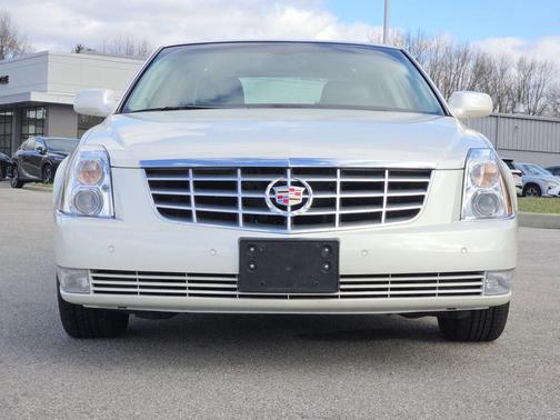 2009 Cadillac DTS 1SB