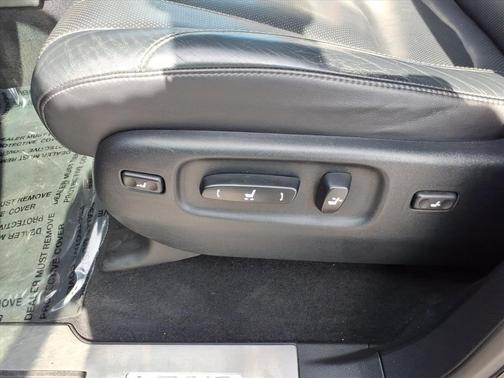 2016 Lexus LX 570 Base