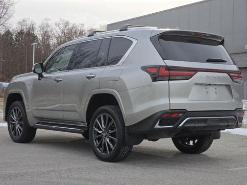 2024 Lexus LX 600 F SPORT