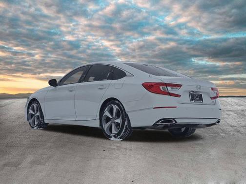 2018 Honda Accord Touring 2.0T