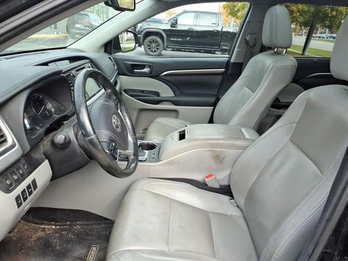 2015 Toyota Highlander Limited Platinum