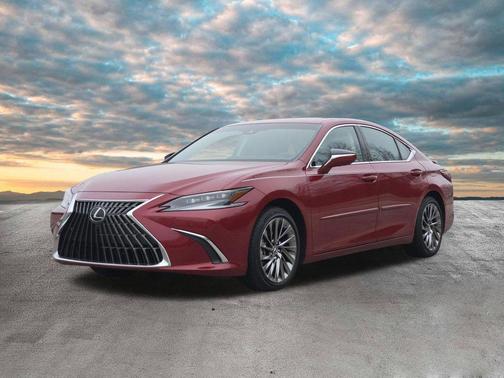 2024 Lexus ES 300h Ultra Luxury