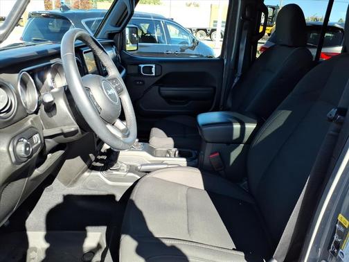 2023 Jeep Wrangler 4-Door High Tide 4x4