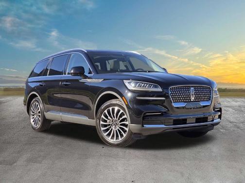 Black Metallic 2023 Lincoln Aviator Reserve AWD