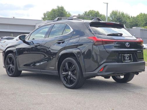 Caviar 2021 Lexus UX 250h Base