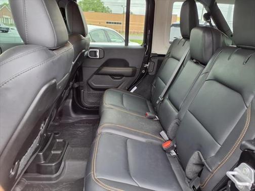 2024 Jeep Wrangler 4-Door Sahara 4x4