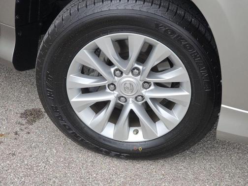 Atomic Silver 2022 Lexus GX 460 Premium