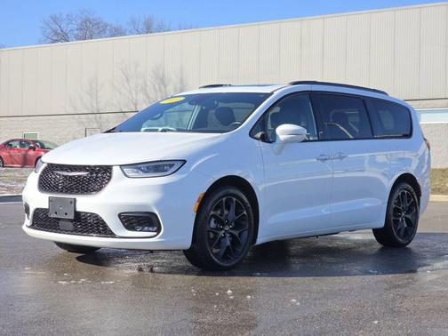 2022 Chrysler Pacifica Limited