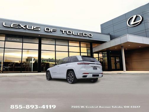 2022 Jeep Grand Cherokee Overland