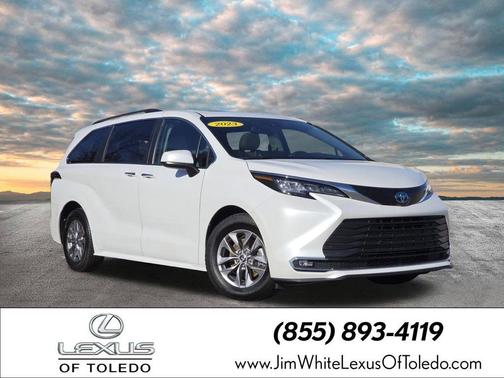 Wind Chill Pearl 2023 Toyota Sienna XLE