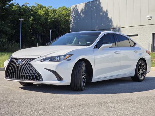 Eminent White Pearl 2023 Lexus ES 350 Base