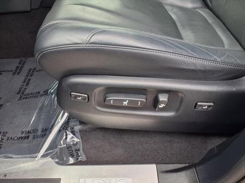 2021 Lexus LX 570 Three-Row
