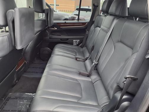 2021 Lexus LX 570 Three-Row