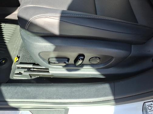 2024 Lexus ES 350 Base