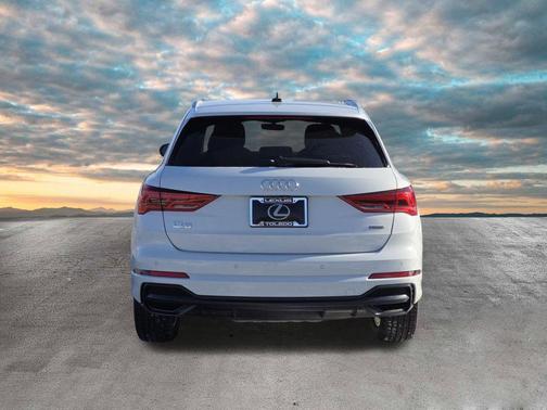 2019 Audi Q3 2.0T S line Premium Plus