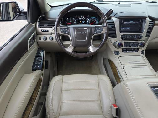 White Frost Tricoat 2017 GMC Yukon Denali