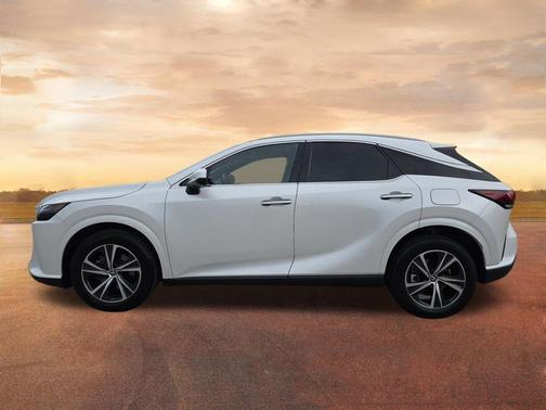 White Pearl 2023 Lexus RX 350 Premium