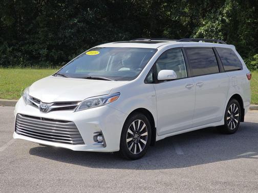 Blizzard Pearl 2019 Toyota Sienna Limited
