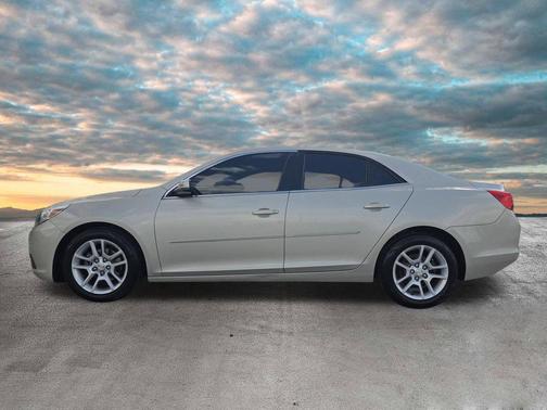 Champagne Silver Metallic 2015 Chevrolet Malibu 1LT