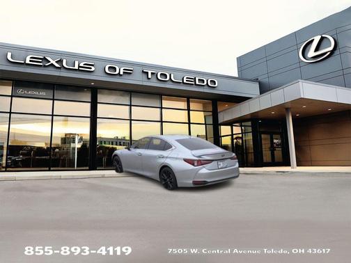 2025 Lexus ES 300h F SPORT Design