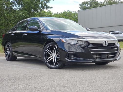 Crystal Black Pearl 2021 Honda Accord Touring 2.0T