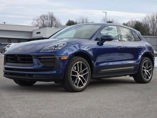 2024 Porsche Macan Base