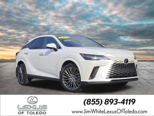 Ultra White 2023 Lexus RX 350h Luxury