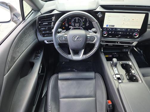 Ultra White 2023 Lexus RX 350h Luxury