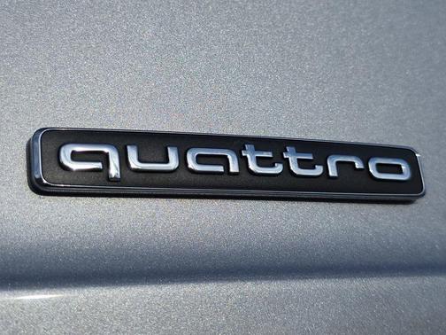 2020 Audi Q8 55 Premium Plus