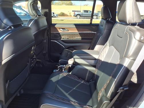 2024 Jeep Grand Cherokee L Summit