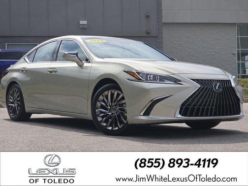 Moonbeam Beige Metallic 2024 Lexus ES 300h Luxury