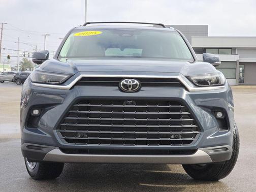 2025 Toyota Grand Highlander Platinum