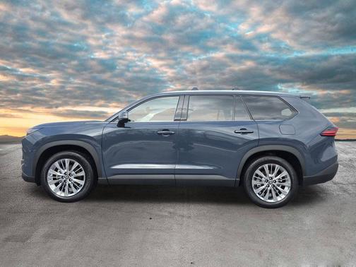 2025 Toyota Grand Highlander Platinum