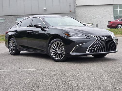 Caviar 2024 Lexus ES 300h Base