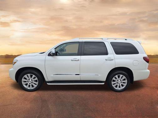 Blizzard Pearl 2019 Toyota Sequoia Platinum