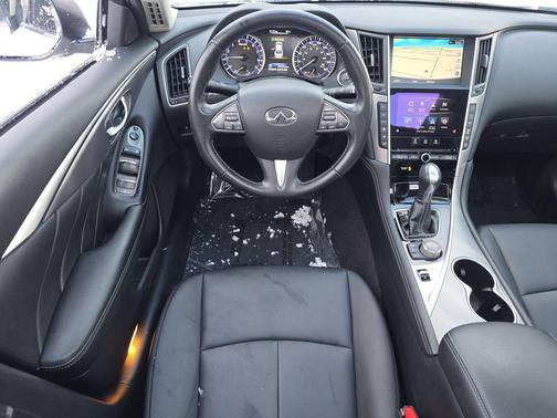 2017 INFINITI Q50 3.0t Signature Edition