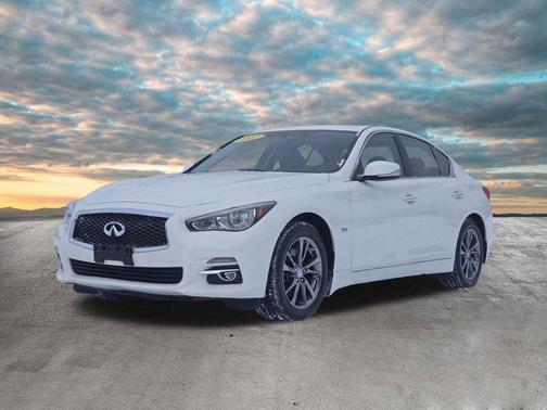 2017 INFINITI Q50 3.0t Signature Edition