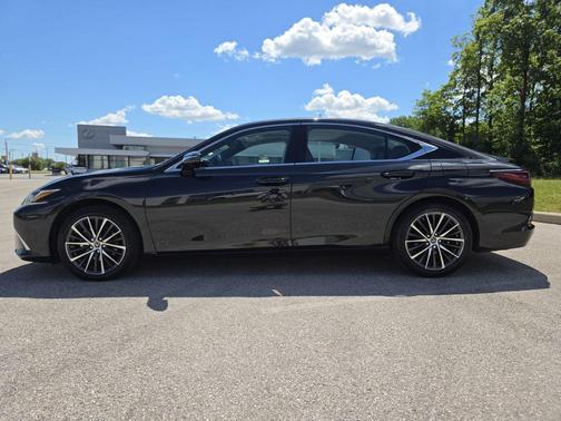 Caviar 2022 Lexus ES 350 Base