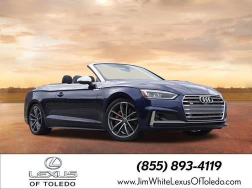 Navarra Blue Metallic/Black Roof 2019 Audi S5 3.0T Prestige
