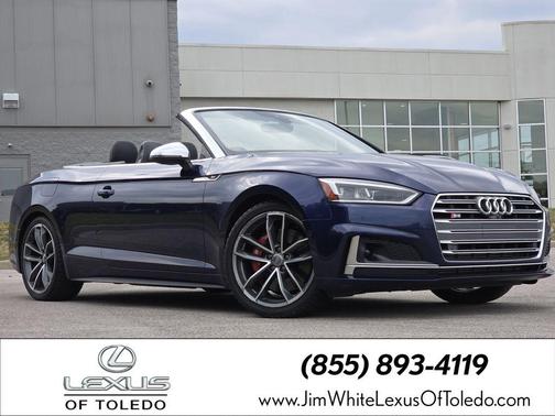 Navarra Blue Metallic/Black Roof 2019 Audi S5 3.0T Prestige