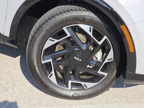 Wolf Gray 2024 Kia Sportage SX-Prestige