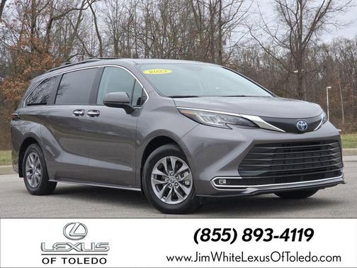 2023 Toyota Sienna XLE