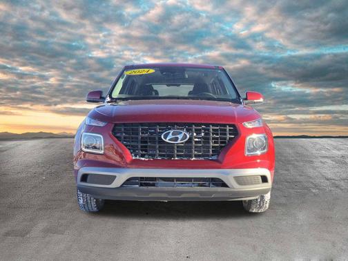 2024 Hyundai VENUE SE