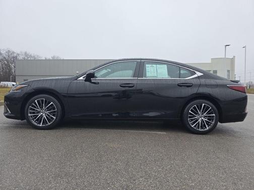 2023 Lexus ES 350 Base